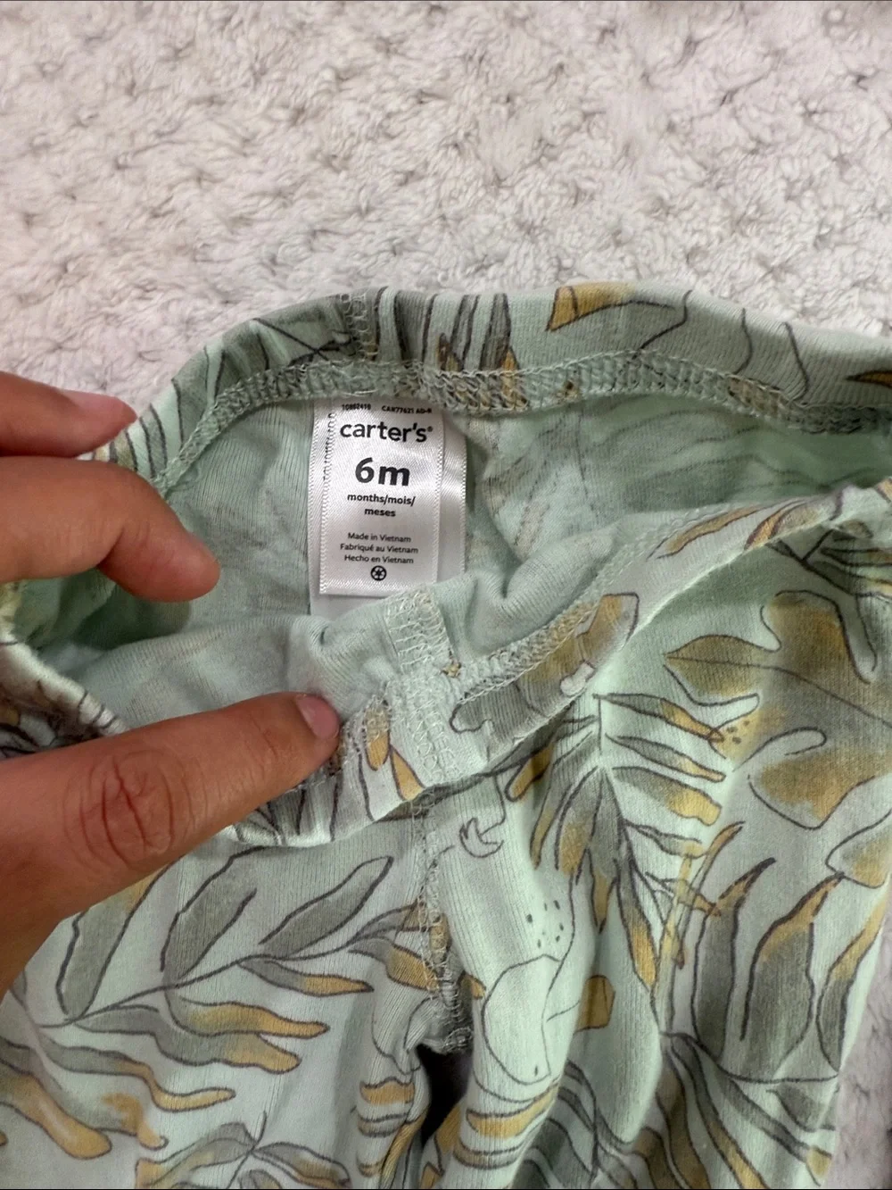 Baby Girl 6M Clothing Bundle | Carter’s, Old Navy & Baby Starters | 6 Pieces